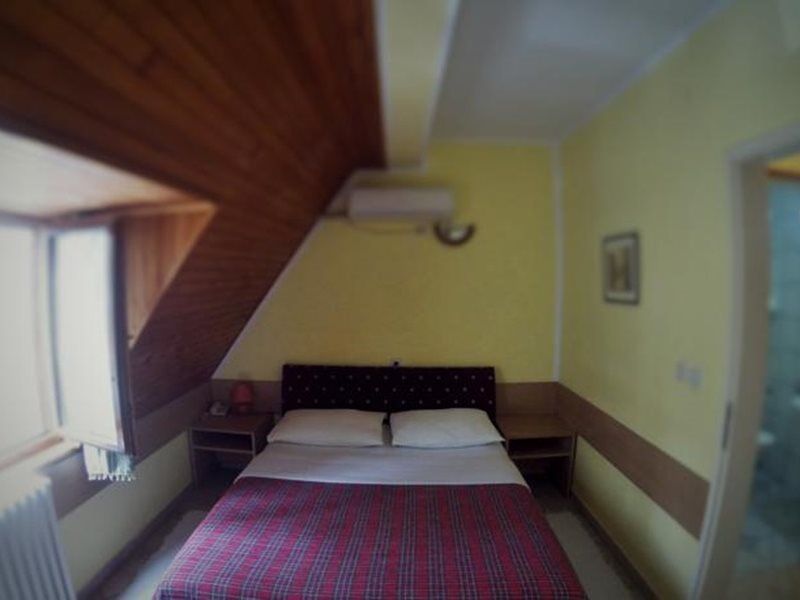 B&B Villa Evandjelina Sremska Kamenica Extérieur photo