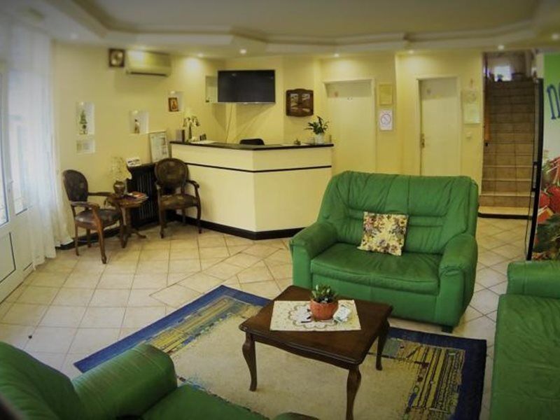 B&B Villa Evandjelina Sremska Kamenica Extérieur photo