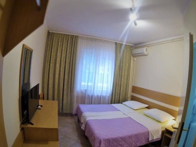 B&B Villa Evandjelina Sremska Kamenica Extérieur photo